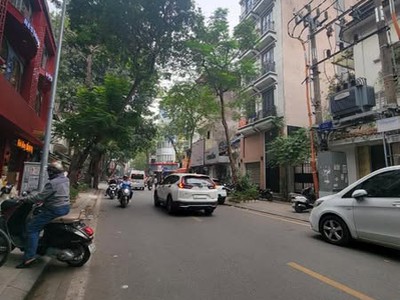 Hàng Bún Cách 1 Nhà Ra Phố - 60M2 Mặt Tiền 8.5M 21.8 Tỷ SDCC Rất Đẹp 0