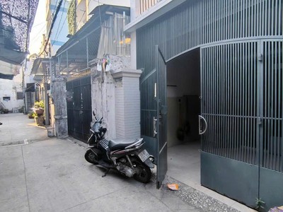 Nhà 2 tầng đường số 1 p16 gv- 65m2  4x16 -3pn- 1 pn ở trệt - đang cho thuê- 5.65 tỷ 0