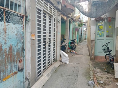 Nhà 3 tầng nở hậu l đường nguyễn thị tần p2q8. giá 2,8 tỷ 0
