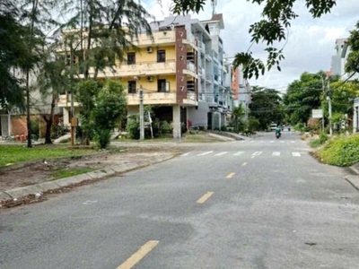 Bán lô đất biệt thự mặt tiền đường số 5 kdc ấp 5 phong phú ngay bx q8 1