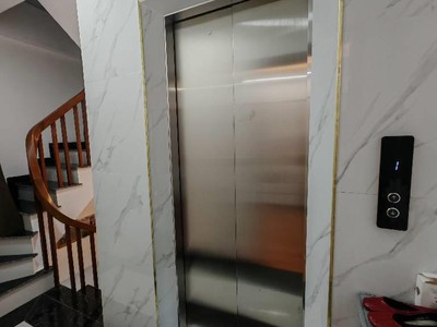 Nhà mới 6 tầng - thang máy - ô tô đỗ cửa - full nội thất đẹp, giá 6x tỷ 1