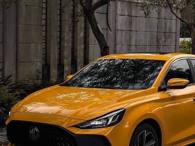 MG5 lux lăn bánh chỉ 50x tr 3
