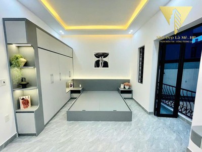 Căn villa mini phố trung tâm lạch tray 3 tầng sân cổng, độc lập rộng 4