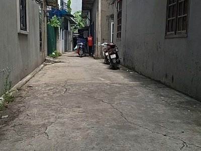 Bán đất đức giang ngô gia tự   42m    nhỉnh 6 tỷ   full thổ cư   ô tô đỗ cửa 0