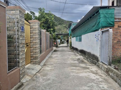 Thôn xuân lạc, xã vĩnh ngọc  nay là phường tây nha trang 0