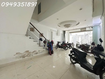 nhà chdv - 12 phòng - 2 mặt thoáng - hẻm ô tô nơ trang long p7 bình thạnh 2