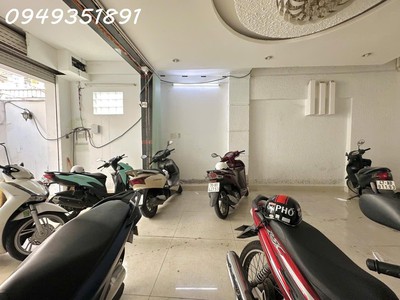 nhà chdv - 12 phòng - 2 mặt thoáng - hẻm ô tô nơ trang long p7 bình thạnh 3