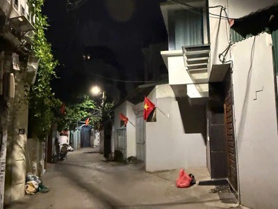 Mặt ngõ  ngọc thụy   lô góc   giá rẻ nhất khu vực   177m    15.8 tỷ 2