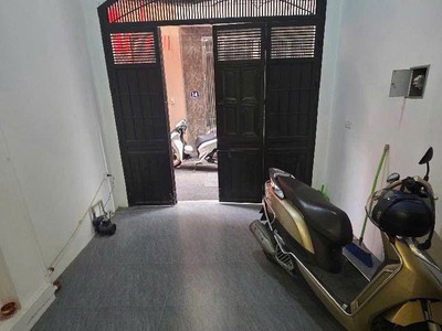 Nhà dân xây 4 tầng   ô chờ thang máy   2 mặt ngõ   phố ngọc thụy   bồ đề   long biên   68,2m 3