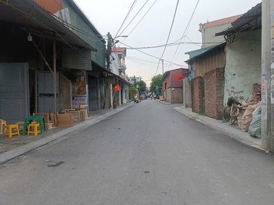 Bán 135m2 đất thổ cư giá tốt nhất khu vực trục chính hà lâm 2 thư lâm -đông anh 2