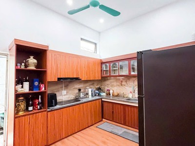 Bán nhà mặt phố khu Đông Nam Cường, TP Hải Dương, 81m2, 3 tầng, 4 ngủ, mt 4.5m, hè 5m 7