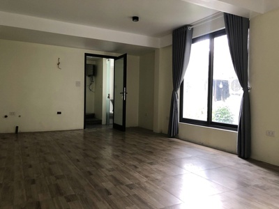 Cho thuê nhà mới tinh mặt ngõ 327 Vũ Tông Phan: 45m2, 6 tầng, 18tr 2