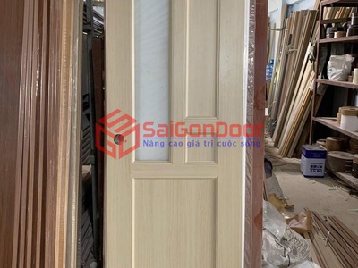 Cửa nhựa đài loan 1