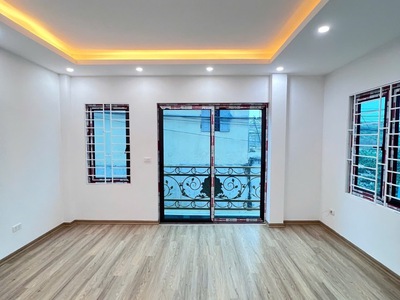 Siêu phẩm  hơn 5 tỷ xíu nhà đẹp liên mạc 35m, 4 tầng ô tô đỗ cổng tiện ích ngập tràn 2