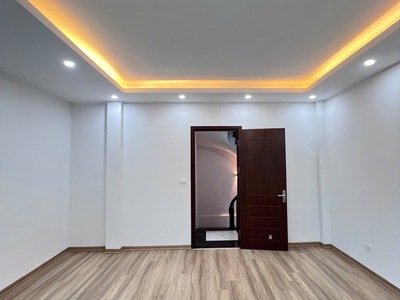 Siêu phẩm  hơn 5 tỷ xíu nhà đẹp liên mạc 35m, 4 tầng ô tô đỗ cổng tiện ích ngập tràn 3