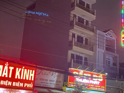 Bán nhà mặt tiền 1 trệt 1 lửng 5 lầu 5,3x26m giá 18,5 tỷ đường nguyễn văn quá 1