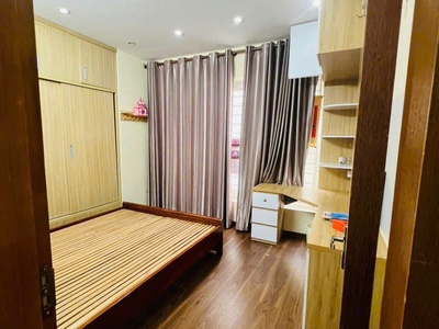 Nhà đẹp phố liễu giai, sát phố, 70m, 5 tầng, chỉ 13 tỷ 3
