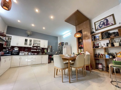 51-  biệt thự mini lô góc 2 mặt tiền hoà cường bắc - gần chợ nguyễn tri phương - giá chỉ 125tr/m2 2
