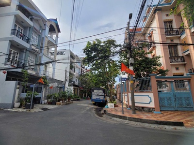 Biệt thự góc siêu vip khu bộ công an quận 7 , 39 tỷ 3
