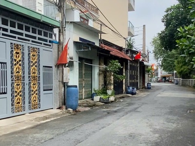  đất đẹp trung tâm đông hoà, dĩ an   110m , đường 5m, thổ cư, giá đầu tư   35 triệu/m 0