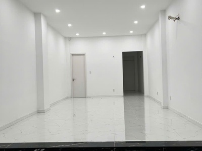 Chính chủ bán nhà mặt tiền Đoạn gần đường Nguyễn Hoàng, khu vực sầm uất 6
