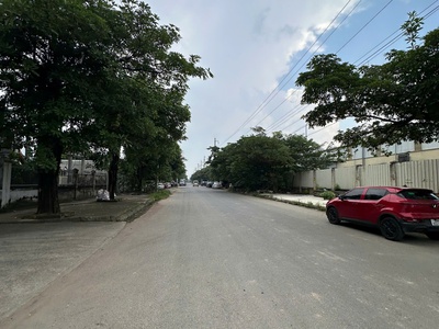 CHO THUÊ KHO XƯỞNG Diện tích: 1.200m  tại Khu Công Nghiệp Thạch Thất , Quốc Oai, Hà Nội 0