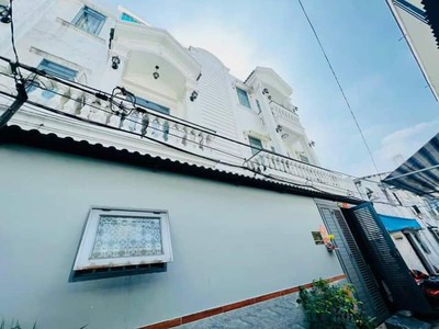 Chính chủ bán nhà đẹp đường số 1, phường 13, Gò Vấp, 55m2, 2 lầu 0