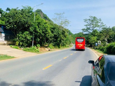 Căng Sốt    CHỈ HƠN 2 TỶ Sở Hữu Đất Mặt Tiền QL6   SÁT KCN, RESORT, SÂN GOLF   3