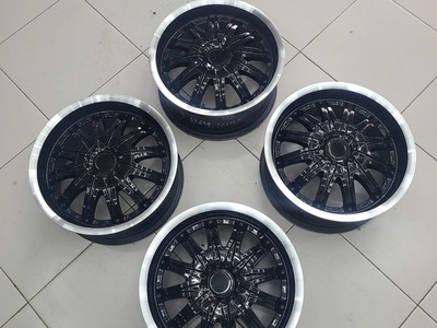 Thanh lý 4 mâm độ 15 inch hợp chân Civic 0