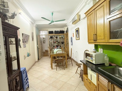 Bán nhà đường thành, 35m2, 4 tầng, mặt tiền 3.2m, 21.5 tỷ, ngõ rộng thoáng, kinh doanh đỉnh 1