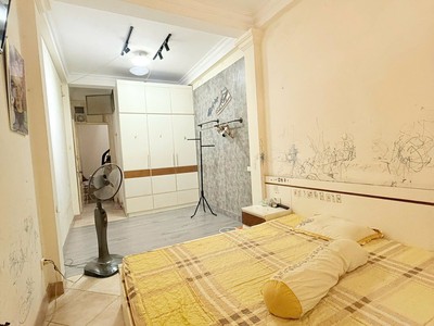 Bán nhà đường thành, 35m2, 4 tầng, mặt tiền 3.2m, 21.5 tỷ, ngõ rộng thoáng, kinh doanh đỉnh 2