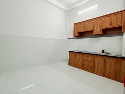 Vị trí đắc địa   tân bình   hxt đỗ cổng   43m    4 tầng btct   nhà mới   chỉ 6.98 1