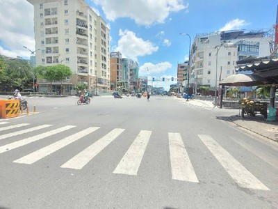 Nhà bán nhanh dương quảng hàm p5, gò vấp: 133m2, 5 tầng, 20 phòng,chdv 4