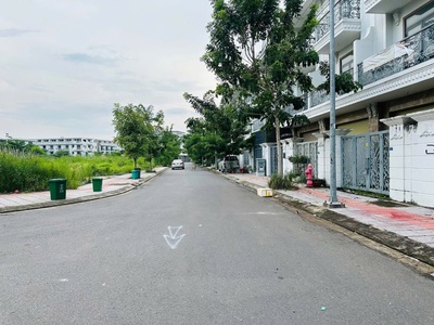 Cần bán nhanh nhà thô 1 trệt 3 lầu vị trí đẹp tại kdc bửu long 3, thành phố biên hoà, đồng nai 3
