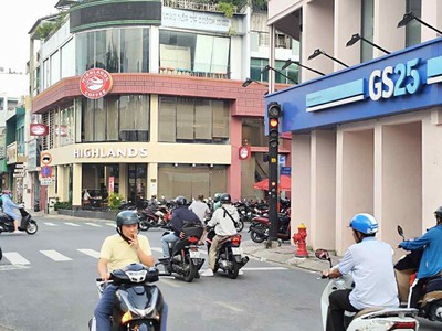 Bán nhà mặt tiền nguyễn trọng tuyển -phường 8- 4.1/20x40m - 6 tầng - thang máy - kinh doanh dòng 1