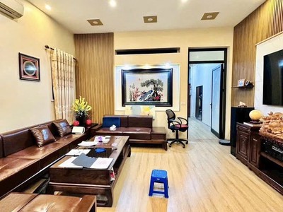 Phố hiếm liễu giai, phân lô, ô tô vào nhà, 51m, mặt tiền 4.3m, chỉ 20 tỷ 2