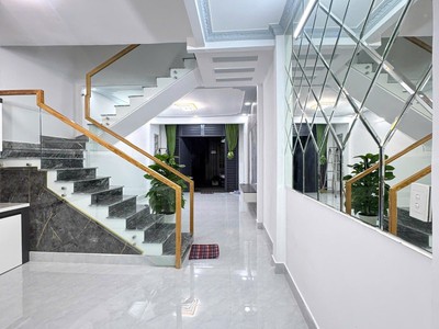 Nhà 2 tầng thiết kế sang trọng gần bệnh viện quận 12 hẻm xe hơi thông huỳnh thị hai,tch, q12. 2