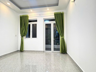 Nhà 2 tầng thiết kế sang trọng gần bệnh viện quận 12 hẻm xe hơi thông huỳnh thị hai,tch, q12. 4