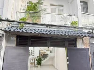 Nhà 2 tầng thiết kế sang trọng gần bệnh viện quận 12 hẻm xe hơi thông huỳnh thị hai,tch, q12. 0