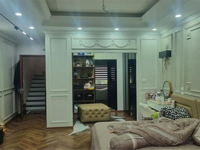 Bán nhà  lạc long quân otô tránh- kinh doanh  77 m 5tầng 18.9 tỷ 2