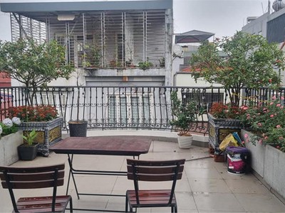 Bán nhà  lạc long quân otô tránh- kinh doanh  77 m 5tầng 18.9 tỷ 4
