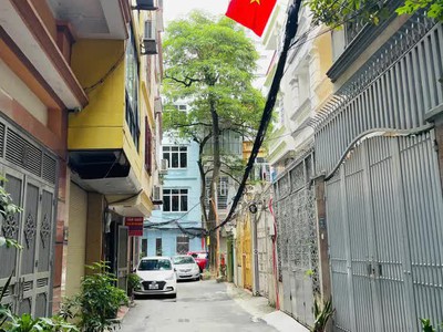 Bán nhà mặt phố quyết thắng, yên nghĩa, hà đông. dt 38m2, 5 tầng, 3pn, sổ đỏ, giá 5.9 tỷ. lh: 1