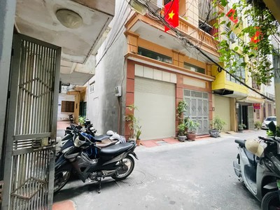 Bán nhà mặt phố quyết thắng, yên nghĩa, hà đông. dt 38m2, 5 tầng, 3pn, sổ đỏ, giá 5.9 tỷ. lh: 2