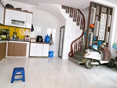 Bán nhà mặt phố quyết thắng, yên nghĩa, hà đông. dt 38m2, 5 tầng, 3pn, sổ đỏ, giá 5.9 tỷ. lh: 0