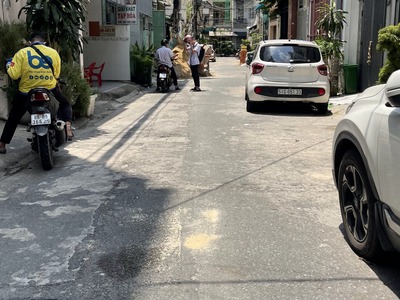 Nhà 2t 51m2 gần hoàng hoa thám, cạnh nhà ga t3 2