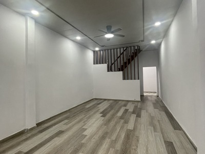 Nhà 2t 51m2 gần hoàng hoa thám, cạnh nhà ga t3 1