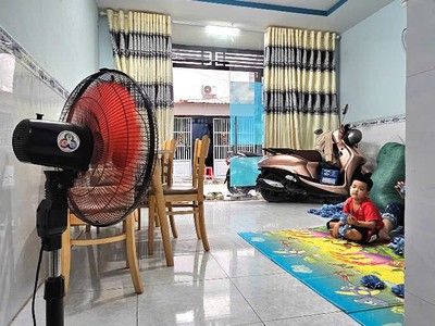 Giáp tân phú gần aeon mall oto trước nhà giá rẻ mới ở ngay giá 3,55tỷ 4