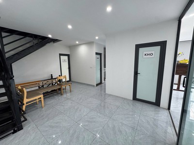 Chính chủ cho thuê mặt bằng tầng 2   rộng 80m    giá chỉ 7 triệu/tháng 0