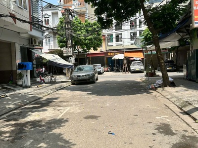 Phân lô  vỉa hè  kinh doanh  văn quán 9 tỷ. 1