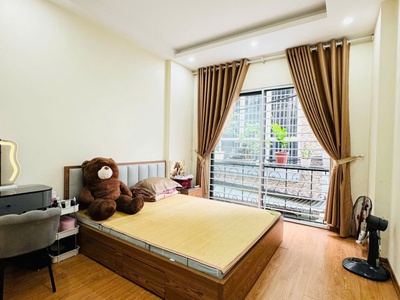 Ngọc thuỵ long biên 40m2 , gần ô tô gần đường 40m, ở sướng 3